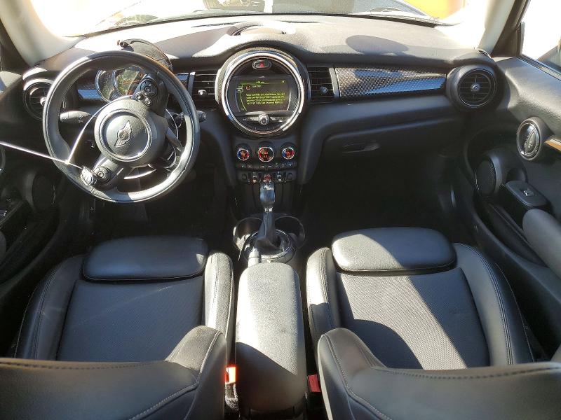 2017 Mini Cooper VIN WMWXP7C38H2A46572 COPART salvage auction — SIDE, Salvage Title, sold $2,950 on 2026-08-17 (photo 8)