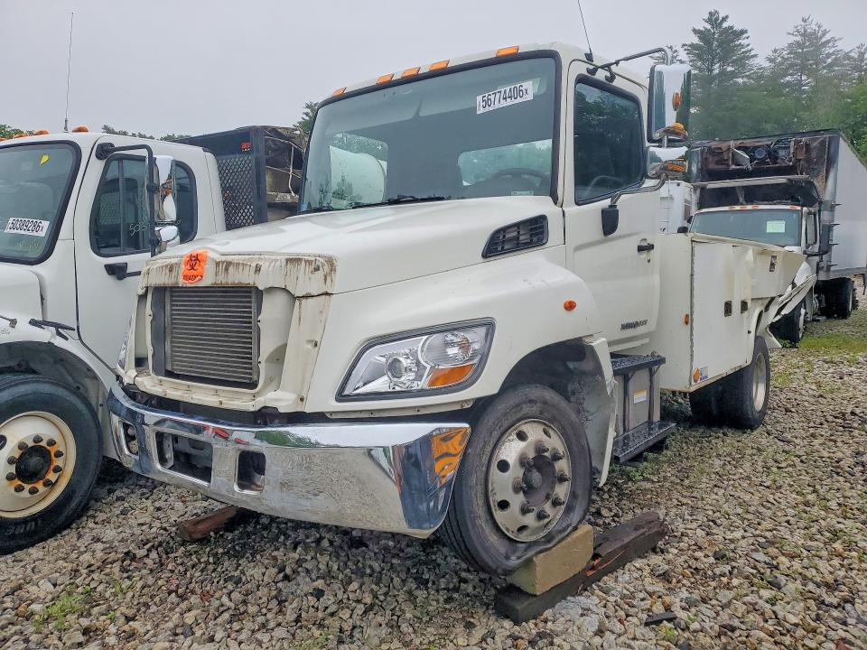 2015 Hino 222 VIN 5PVNE8JP3F4S51016 COPART salvage auction — REAR END, MA - CERT OF TITLE-SALVAGE, sold $350 on 2026-07-22 (photo 1)