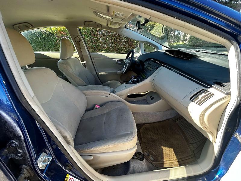 2011 Toyota Prius VIN JTDKN3DU5B1362380 COPART salvage auction — MINOR DENT/SCRATCHES, CA - SALVAGE CERTIFICATE (P), sold $950 on 2026-07-21 (photo 5)