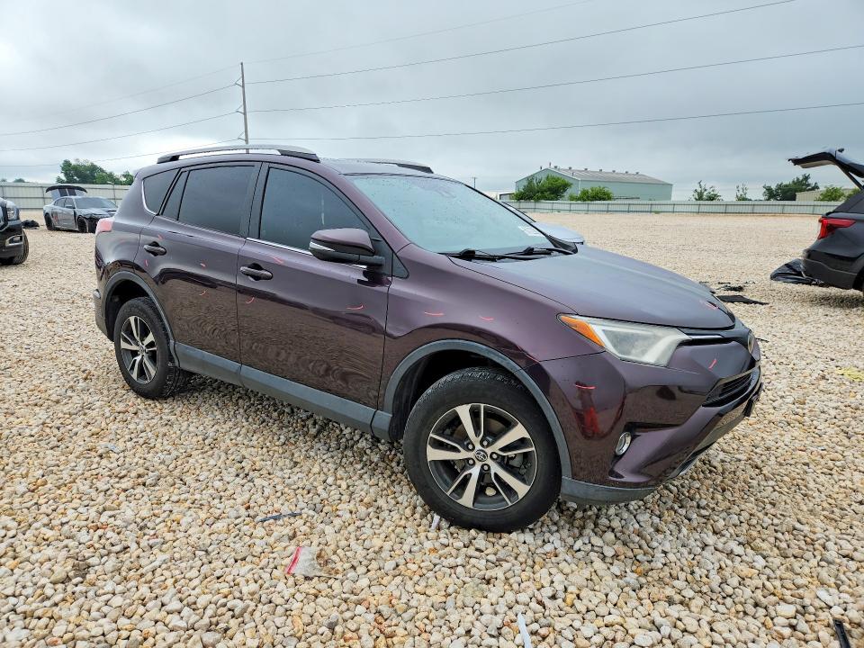 2018 Toyota Rav 4 VIN 2T3WFREV7JW425424 COPART salvage auction — SIDE, Tx - Salvage Vehicle Title, sold $550 on 2026-07-30 (photo 4)