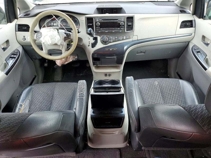 2011 Toyota Sienna VIN 5TDXK3DC5BS029363 COPART salvage auction — FRONT END, Fl - Cert Of Title Slvg Rebuildable, sold $900 on 2026-07-06 (photo 8)
