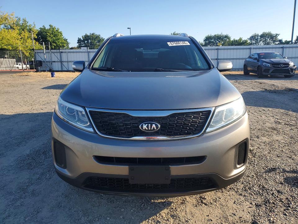 2015 Kia Sorento VIN 5XYKTDA72FG651295 COPART salvage auction — REAR END, Or - Dis/Dlr/Exp Only Clean Title, sold $1,850 on 2026-07-17 (photo 5)