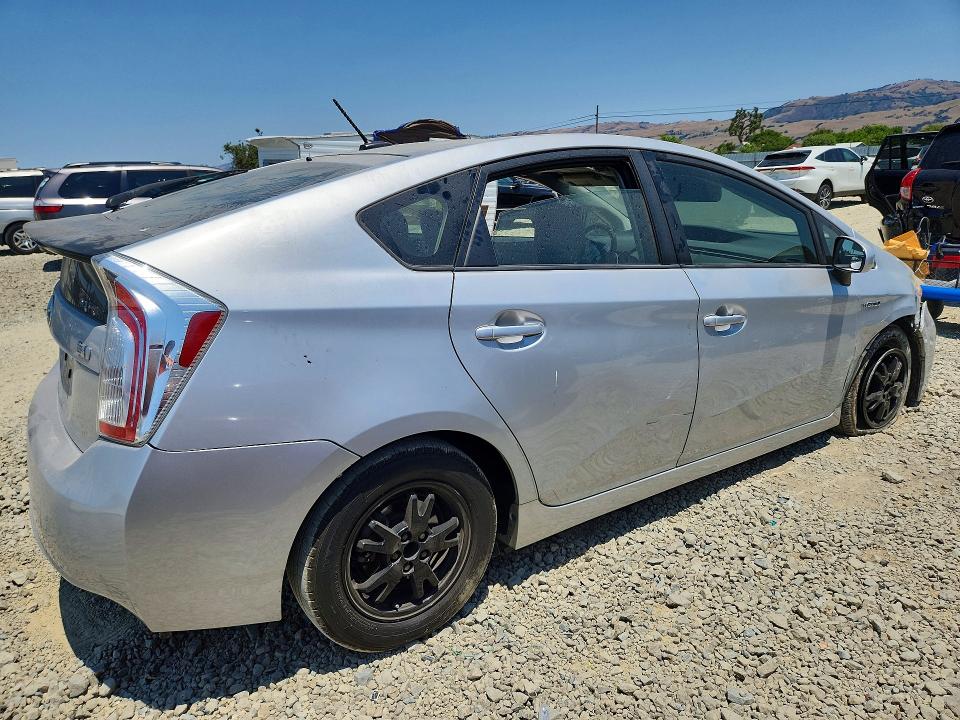 2015 Toyota Prius VIN JTDKN3DU1F0399678 COPART salvage auction — FRONT END, Ca - Non-Repairable Vehicle Cert, sold $1,150 on 2026-07-28 (photo 3)