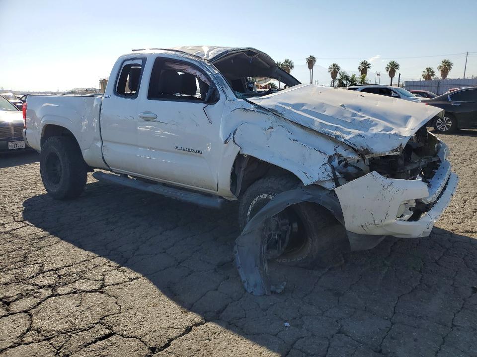 2019 Toyota Tacoma VIN 5TFRX5GN6KX160864 COPART salvage auction — ROLLOVER, CA - SALVAGE CERTIFICATE, sold $3,250 on 2026-07-30 (photo 4)