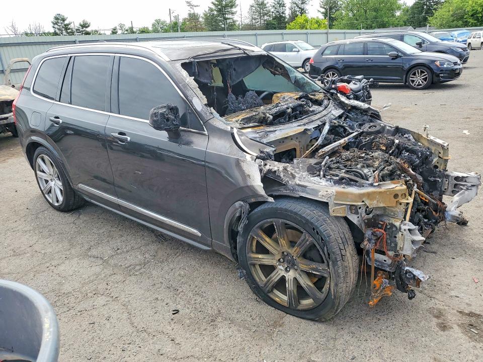 2018 Volvo VIN YV4BR0PLXJ1385459 COPART salvage auction — BURN, Pa - Certificate Of Salvage, sold $1,150 on 2026-07-10 (photo 4)