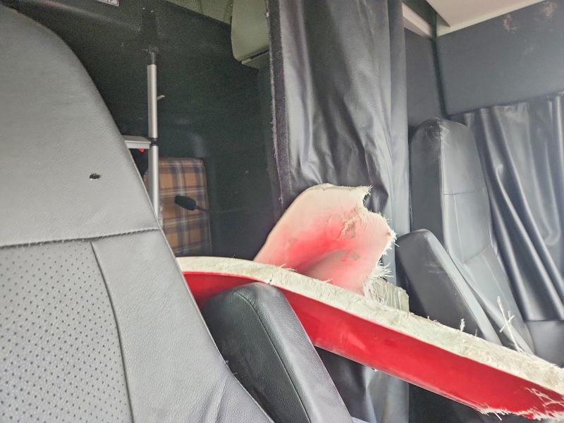 2023 Freightliner Cascadia 126 VIN 3AKJHHDR8PSUC6749 COPART salvage auction — ROLLOVER, CO - PUBLIC - SALVAGE TITLE, sold $13,700 on 2026-09-17 (photo 6)