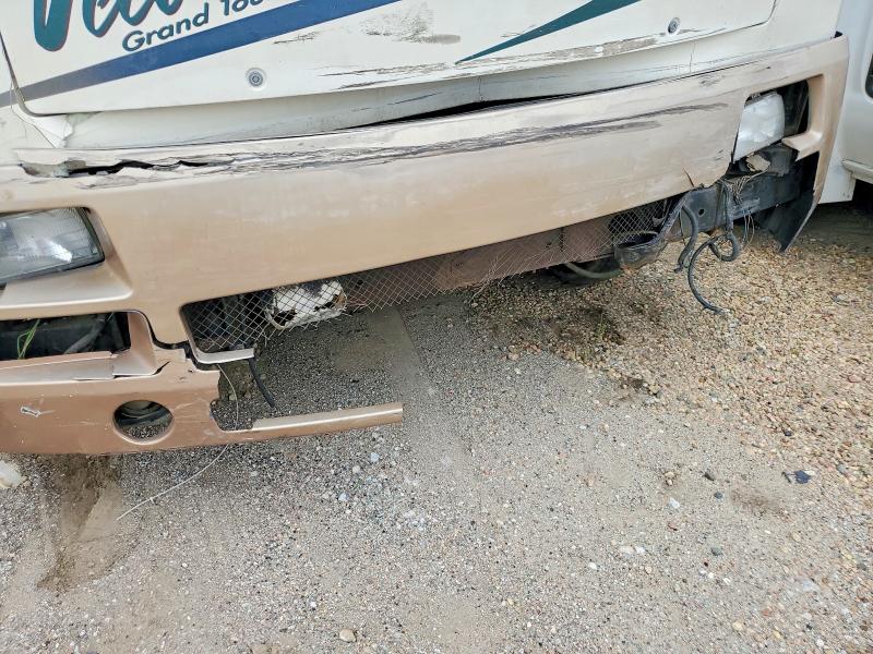 1996 Winnibago VIN 1GBLP37N0S3325121 COPART salvage auction — FRONT END, NE - CERT OF TITLE-SALVAGE, sold $40 on 2026-07-23 (photo 9)