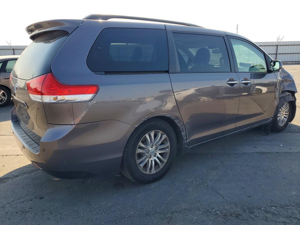 2011 Toyota Sienna VIN 5TDYK3DC8BS059011 COPART salvage auction — FRONT END, CA - SALVAGE CERTIFICATE, sold $2,050 on 2026-07-13 (photo 3)