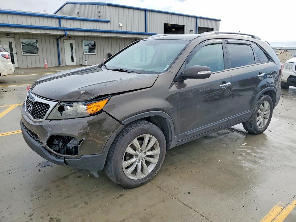 2011 Kia Sorento VIN 5XYKU3A14BG147389 COPART salvage auction — FRONT END, Ky - Cert Of Title-Salvage, sold $1,700 on 2026-07-09 (photo 1)
