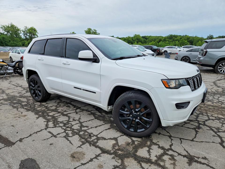 2019 Jeep Cherokee VIN 1C4RJFAG7KC566225 COPART salvage auction — MINOR DENT/SCRATCHES, Nj - Certificate Of Title, sold $7,200 on 2026-07-02 (photo 4)