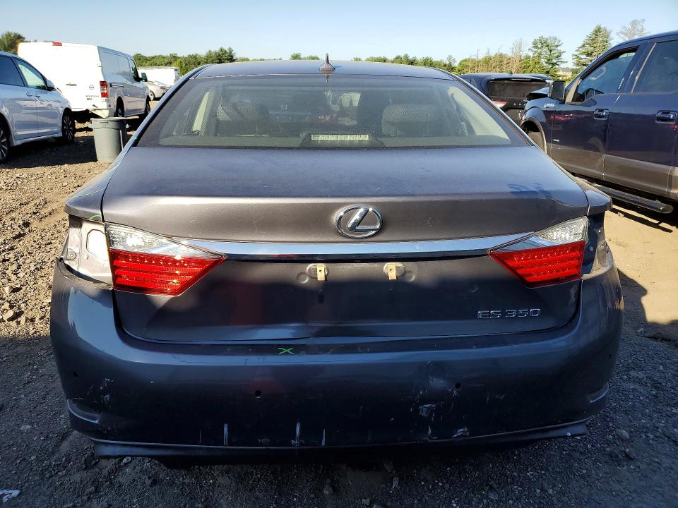2014 Lexus VIN JTHBK1GG6E2088168 COPART salvage auction — MINOR DENT/SCRATCHES, MD - CERT OF SALVAGE > 75% DAMAGE, sold $5,900 on 2026-07-27 (photo 6)