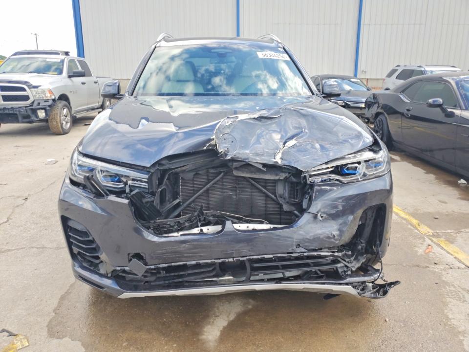2019 BMW X7 VIN 5UXCX4C59KLB39814 COPART salvage auction — FRONT END, KY - CERT OF TITLE-SALVAGE, sold $15,600 on 2026-07-11 (photo 5)