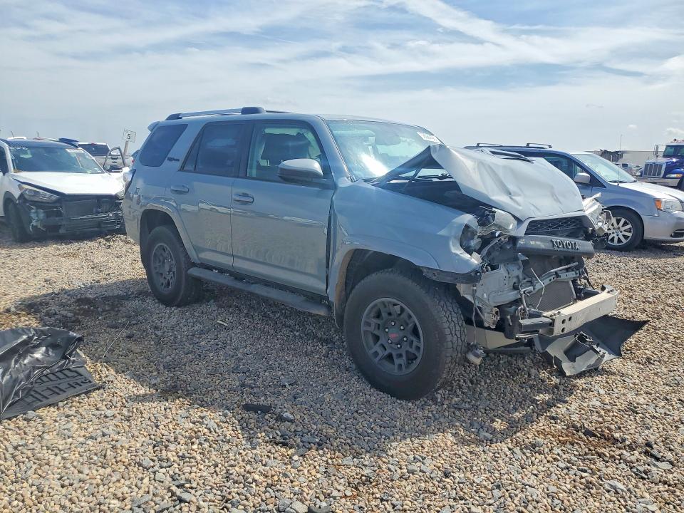 2017 Toyota 4runner VIN JTEBU5JR9H5432099 COPART salvage auction — FRONT END, Salvage Title, sold $6,100 on 2026-07-28 (photo 4)