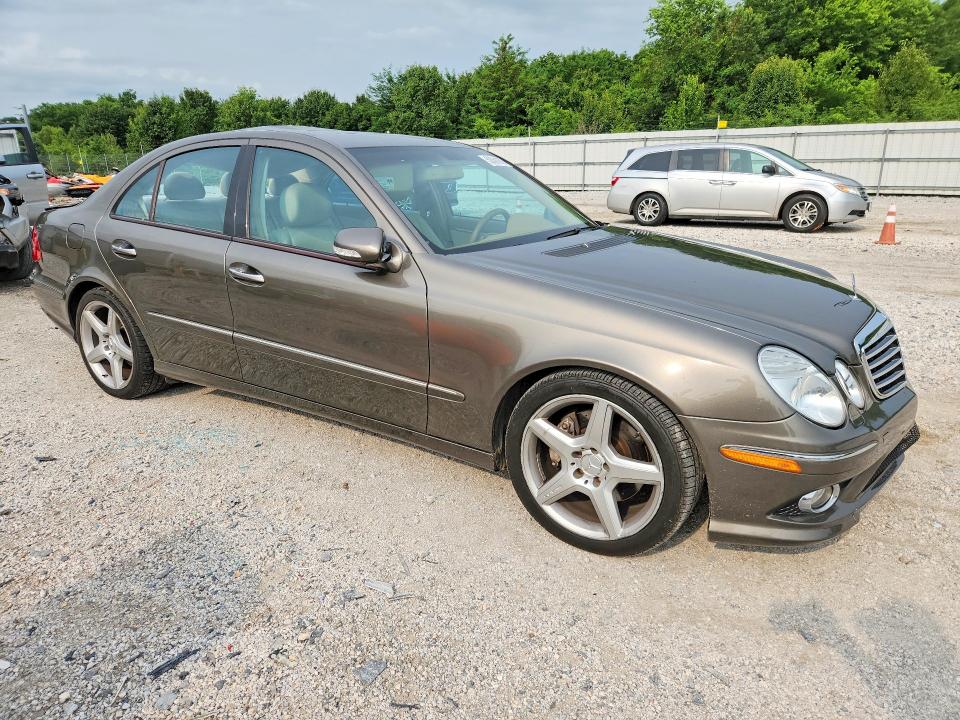 2009 Mercedes-benz E-klasse VIN WDBUF56X39B407568 COPART salvage auction — ROOF, Ar - Cert Of Title-Salvage, sold $30 on 2026-07-27 (photo 4)