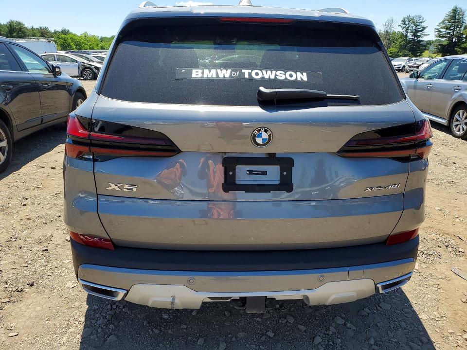2026 BMW VIN 5UX23EU05T9319383 COPART salvage auction — FRONT END, Md - Cert Of Salvage > 75% Damage, sold $30,500 on 2026-07-13 (photo 6)