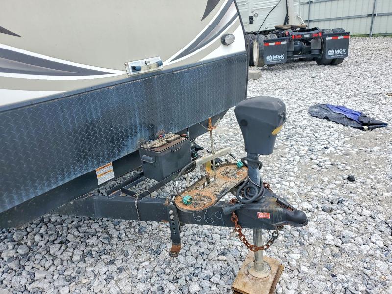 2018 Dutchman Ultralite / 2520rl VIN 4YDT25228JD418669 COPART salvage auction — ROOF, AR - CERTIFICATE OF TITLE, sold $2,600 on 2026-08-25 (photo 8)