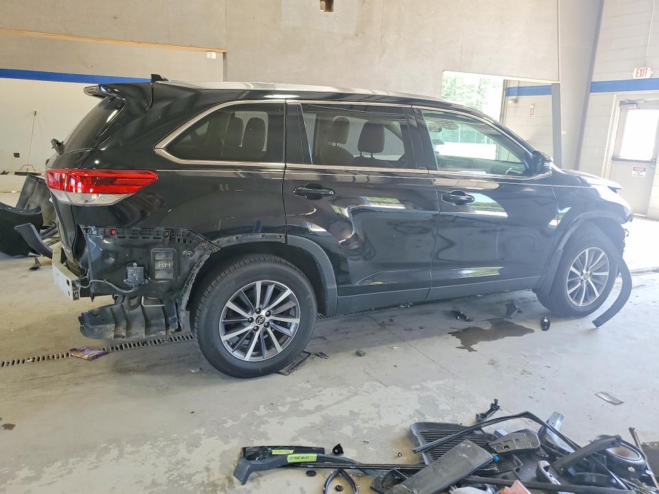 2019 Toyota Highlander VIN 5TDJZRFH9KS571711 COPART salvage auction — SIDE, Va - Cert Of Title - Salvage, sold $7,200 on 2026-07-10 (photo 3)