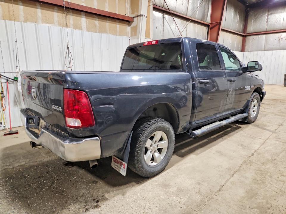 2015 Ram 1500 VIN 3C6RR7KTXFG660880 COPART salvage auction — MINOR DENT/SCRATCHES, Ak - Cert Of Veh Title-Reconstructe, sold $3,200 on 2026-07-21 (photo 3)