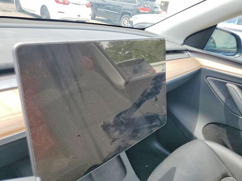 2024 Tesla Model y VIN 7SAYGDEE2RF983601 COPART salvage auction — SIDE, OH - CERT OF TITLE-SALVAGE, sold $7,100 on 2026-07-22 (photo 9)