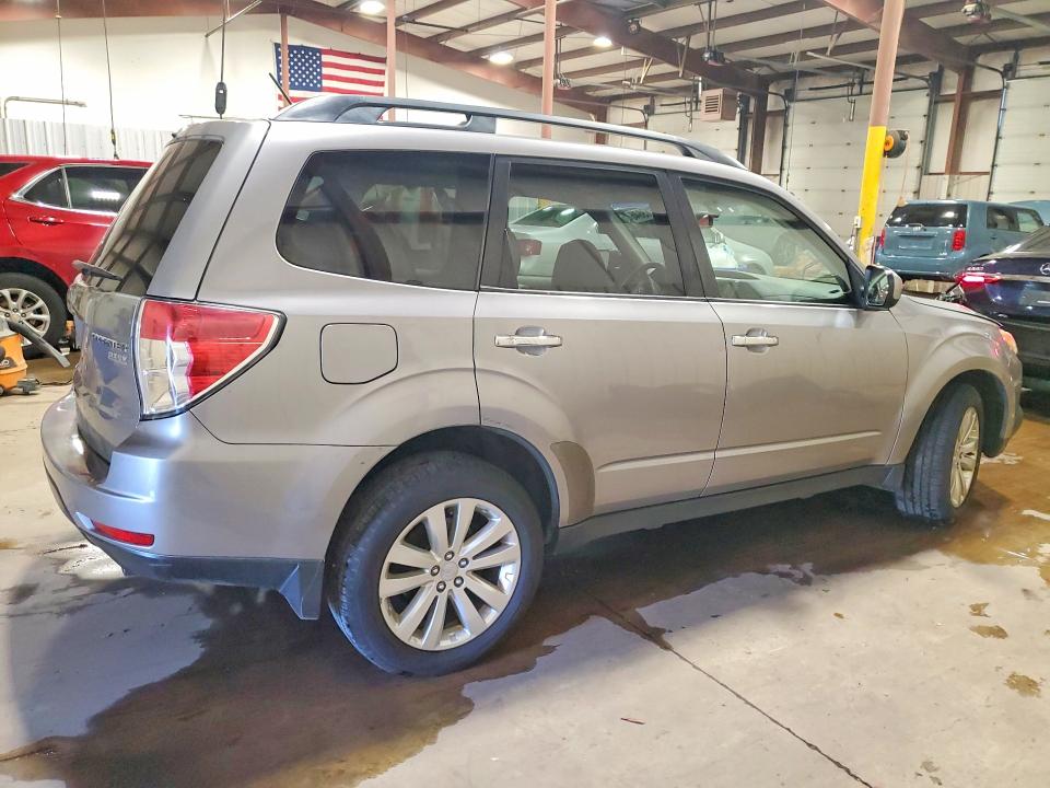2011 Subaru Forester VIN JF2SHAFC5BH713653 COPART salvage auction — FRONT END, Pa - Certificate Of Salvage, sold $2,650 on 2026-07-02 (photo 3)