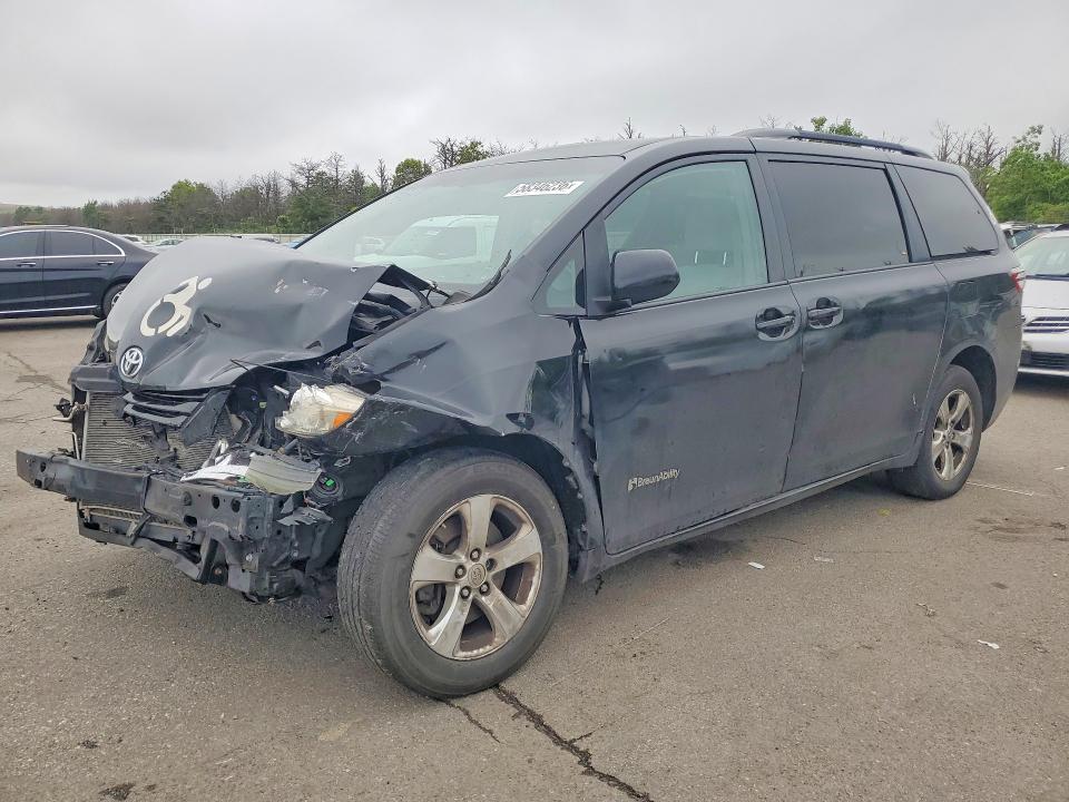 2017 Toyota VIN 5TDKZ3DC6HS793284 COPART salvage auction — FRONT END, Salvage Title, sold $1,200 on 2026-07-13 (photo 1)