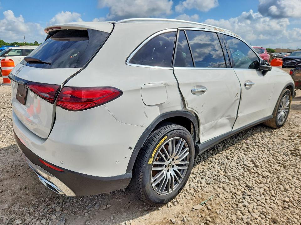 2024 Mercedes-benz VIN W1NKM4GB1RF208922 COPART salvage auction — ROOF, TX - SALVAGE VEHICLE TITLE, sold $9,100 on 2026-07-27 (photo 3)