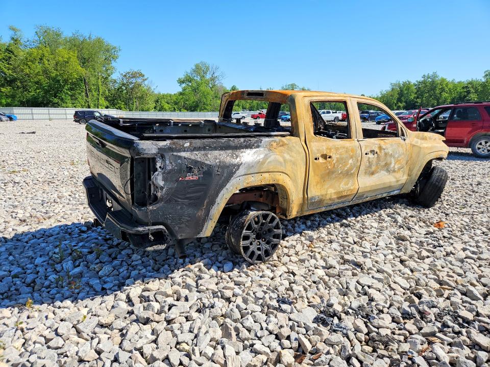 2023 Chevrolet Colorado VIN 1GCPTEEK6P1171756 COPART salvage auction — BURN, OH - BILL OF SALE-PARTS ONLY, sold $80 on 2026-07-02 (photo 3)