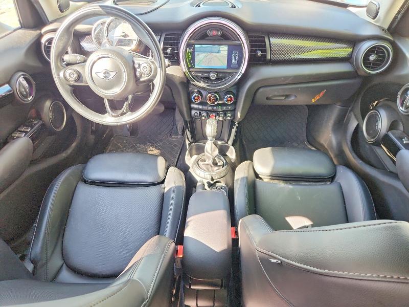 2015 Mini Cooper VIN WMWXU3C56F2B59159 COPART salvage auction — SIDE, Vt - Cert Of Title-Salvage Vehicle, sold $1,100 on 2026-08-10 (photo 8)