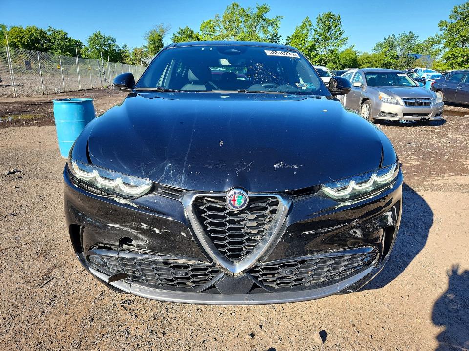 2024 Alfa romeo Tonale VIN ZASPATCW9R3052725 COPART salvage auction — FRONT END, Pa - Certificate Of Salvage, sold $9,400 on 2026-08-26 (photo 5)