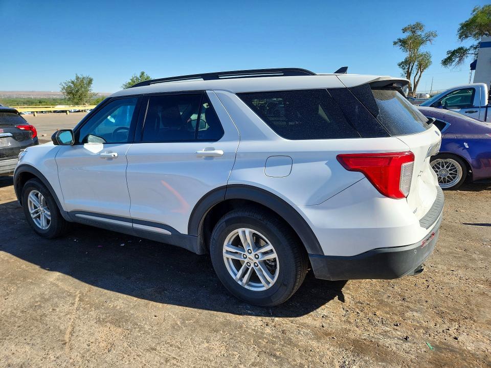2022 Ford Explorer VIN 1FMSK8DH2NGC15195 COPART salvage auction — REAR END, Nm - Cert Of Title-Salvage, sold $9,200 on 2026-07-09 (photo 2)
