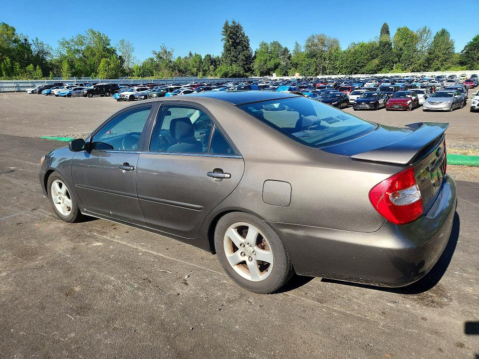 2002 Toyota Camry VIN JTDBE32K420028428 COPART salvage auction — BURN, Or - Salvage Title Certificate, sold $1,150 on 2026-07-20 (photo 2)