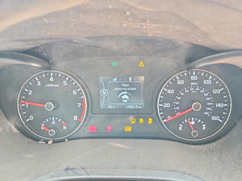 2016 Kia Optima VIN 5XXGU4L34GG106167 COPART salvage auction — ROLLOVER, Il - Salvage Certificate, sold $675 on 2026-07-20 (photo 9)