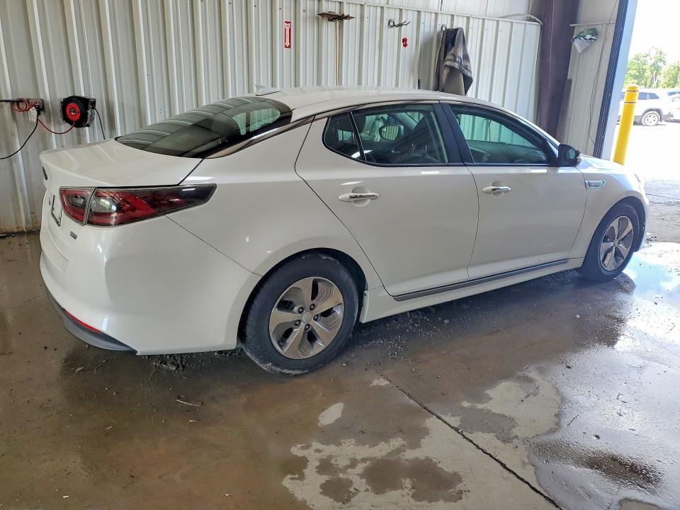 2016 Kia VIN KNAGM4AD1G5092547 COPART salvage auction — FRONT END, Tx - Certificate Of Title, sold $850 on 2026-07-19 (photo 3)