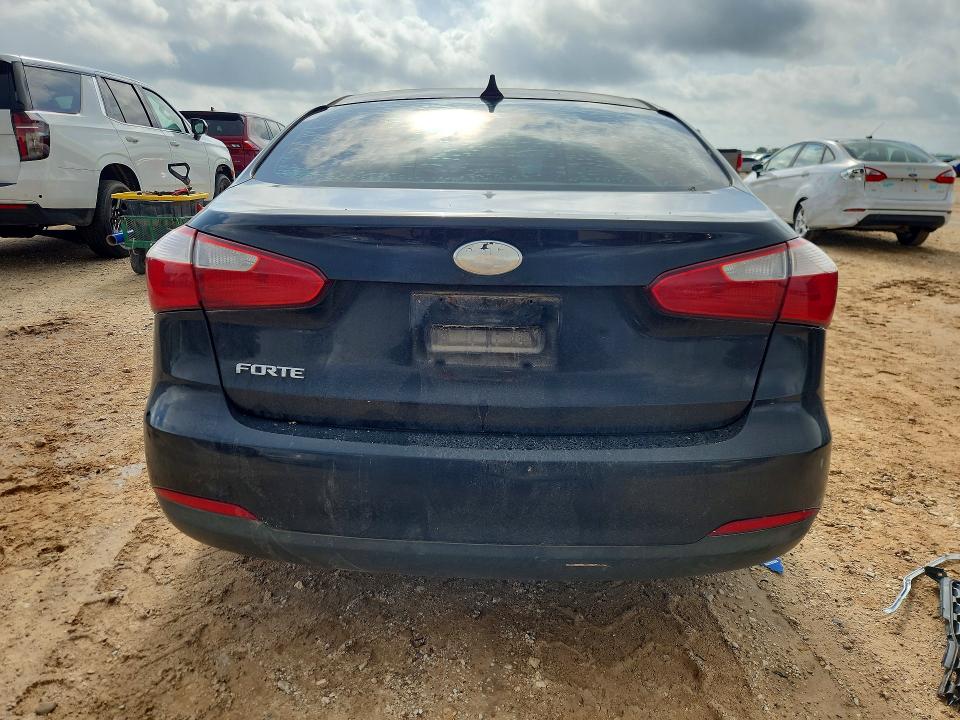 2014 Kia Forte VIN KNAFX4A64E5171129 COPART salvage auction — FRONT END, Tx - Salvage Vehicle Title, sold $900 on 2026-07-02 (photo 6)