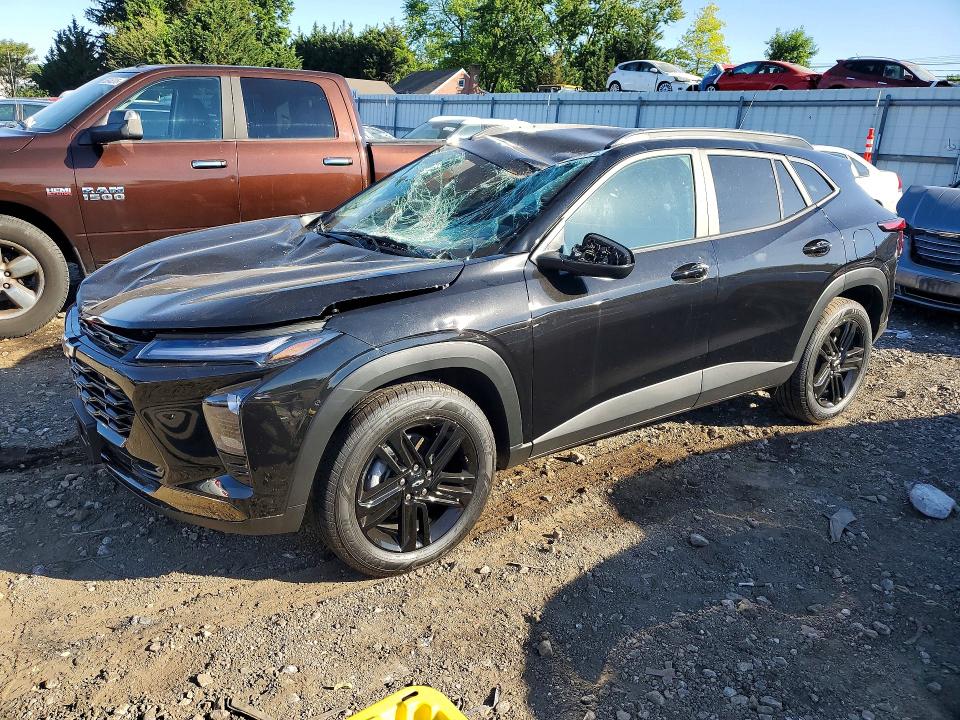 2026 Chevrolet Trax VIN KL77LKEP2TC086810 COPART salvage auction — ROOF, Salvage Title, sold $6,600 on 2026-07-27 (photo 1)