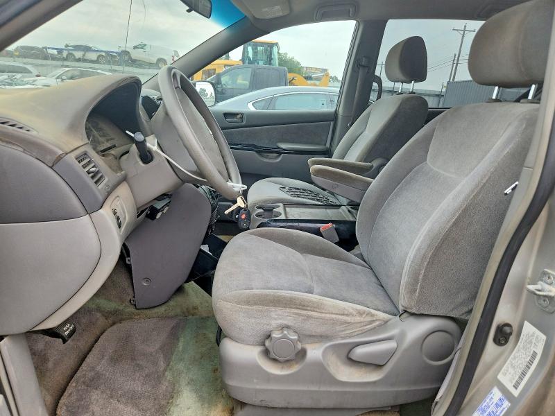 2004 Toyota Sienna VIN 5TDZA23C54S013982 COPART salvage auction — FRONT END, FL - CERT OF TITLE SLVG REBUILDABLE (P), sold $1,200 on 2026-07-09 (photo 7)