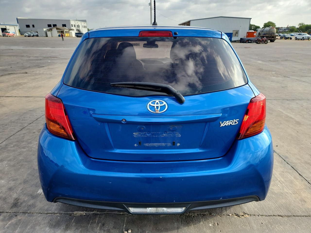 2017 Toyota Yaris VIN VNKKTUD32HA083374 COPART salvage auction — Front End, TX - SALVAGE VEHICLE TITLE, sold $3,250 on 2026-07-09 (photo 6)