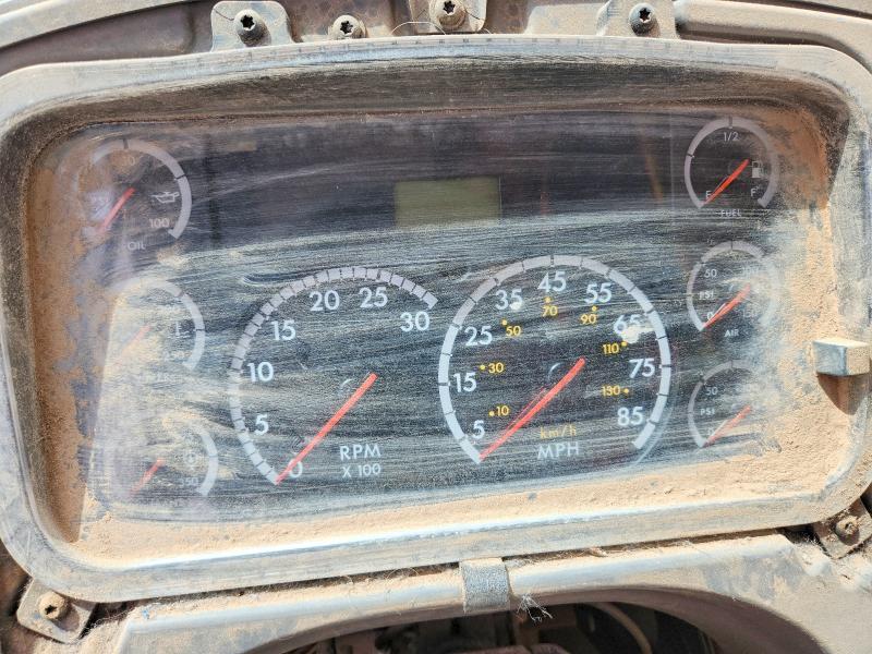 2008 Freigliner VIN 4UZABRCS68CZ30846 COPART salvage auction — STRIPPED, TX - CERTIFICATE OF TITLE, sold $1,800 on 2026-07-29 (photo 8)