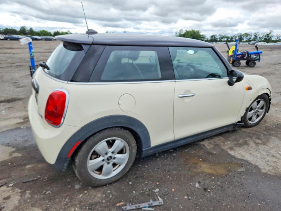 2017 Mini VIN WMWXP5C5XH3C63573 COPART salvage auction — FRONT END, Va - Certificate Of Title, sold $1,700 on 2026-08-02 (photo 3)
