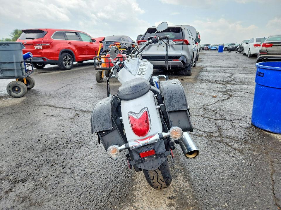 2013 Yamaha VIN JYAVN01E5DA017941 COPART salvage auction — FRONT END, Pa - Certificate Of Salvage, sold $1,450 on 2026-07-10 (photo 4)