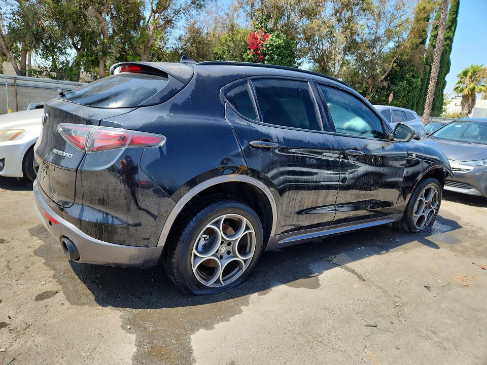 2024 Alfa romeo Stelvio VIN ZASPAKBN4R7D75336 COPART salvage auction — FRONT END, CA - CERTIFICATE OF TITLE, sold $3,200 on 2026-07-21 (photo 3)