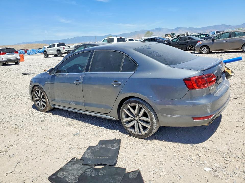 2012 Volkswagen Jetta VIN 3VW4A7AJ7CM034451 COPART salvage auction — MINOR DENT/SCRATCHES, Ut - Cert Of Title-Rebuilt/Restored, sold $1,150 on 2026-07-02 (photo 2)