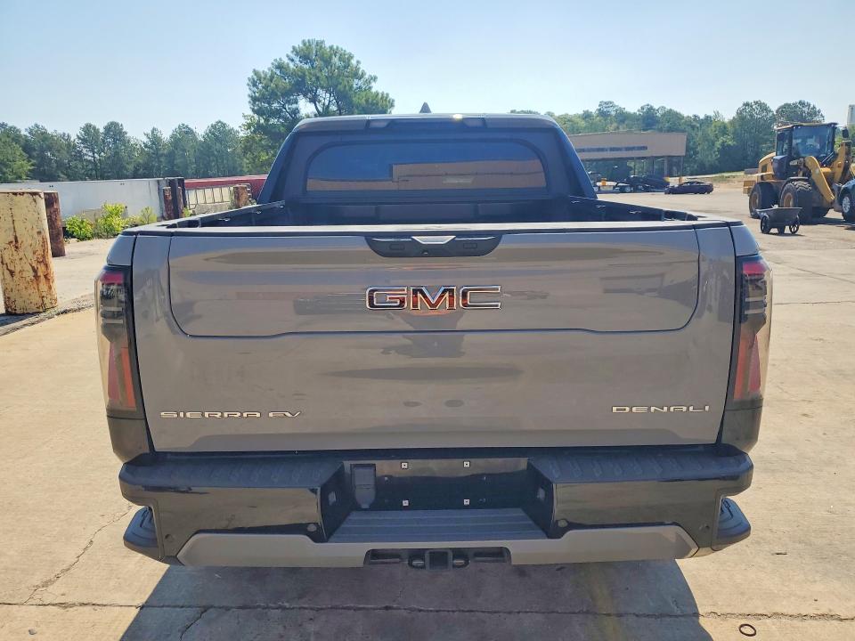 2024 Gmc SIERRA VIN 1GT401EL6RU400757 COPART salvage auction — FRONT END, Sc - Certificate Of Title (P), sold $47,500 on 2026-08-21 (photo 6)