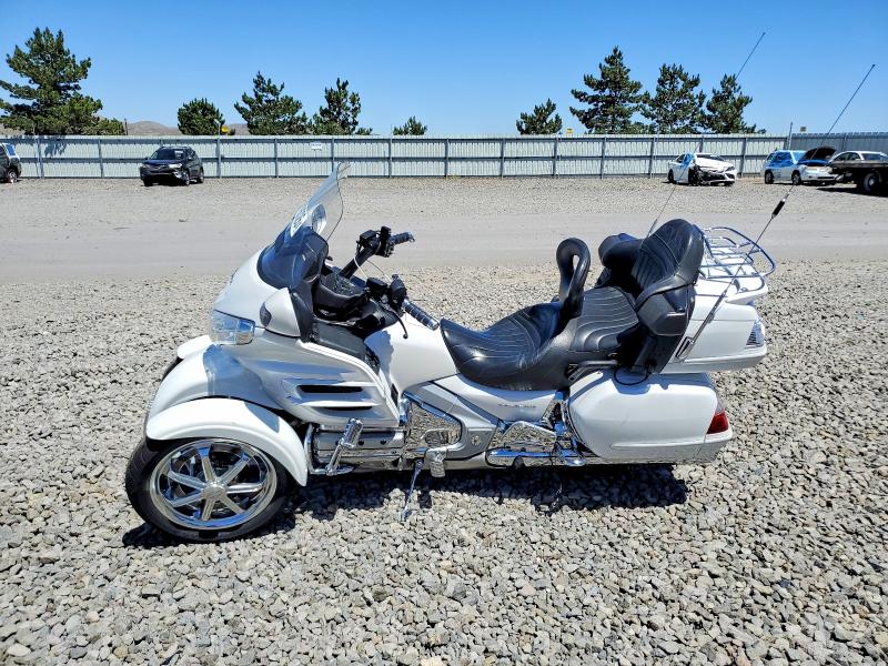 2008 Honda Gl1800c VIN 1HFSC47L48A704074 COPART salvage auction — FRONT END, Nv - Salvage Title, sold $5,700 on 2026-07-09 (photo 3)