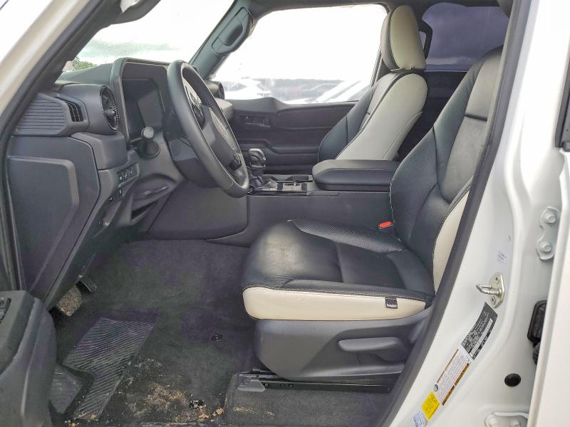 2024 Toyota Land cruiser VIN JTEABFAJ9RK004182 COPART salvage auction — ROLLOVER, Tx - Certificate Of Title, sold $26,250 on 2026-07-28 (photo 7)