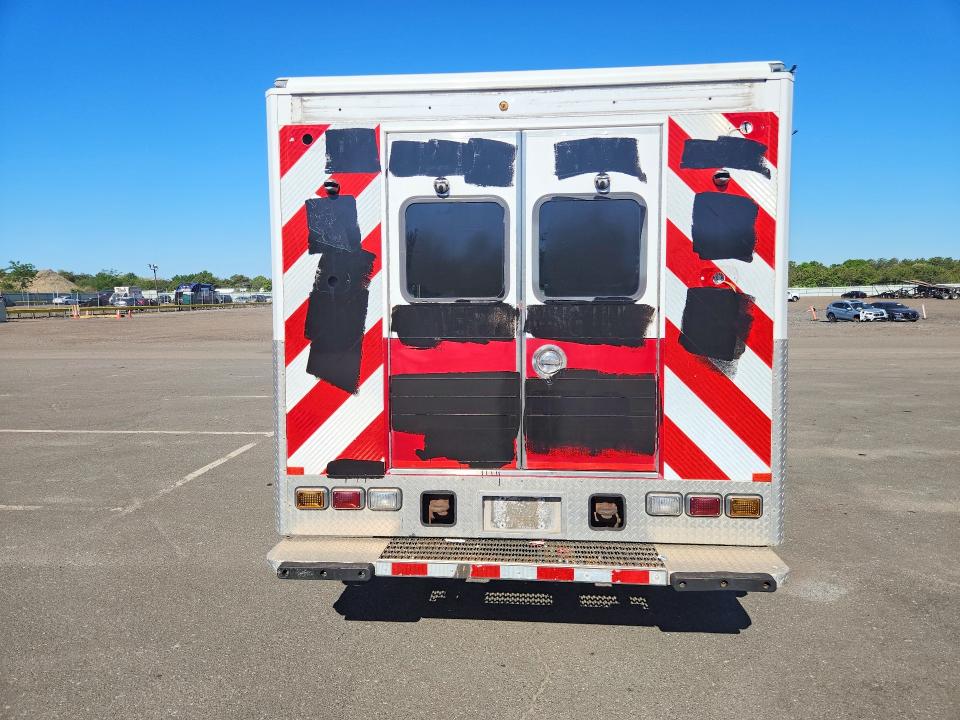 2017 Ford F-550 super duty VIN 1FD0X5HT2HED73073 COPART salvage auction — MINOR DENT/SCRATCHES, Ny - Certificate Of Title, sold $6,200 on 2026-07-29 (photo 6)