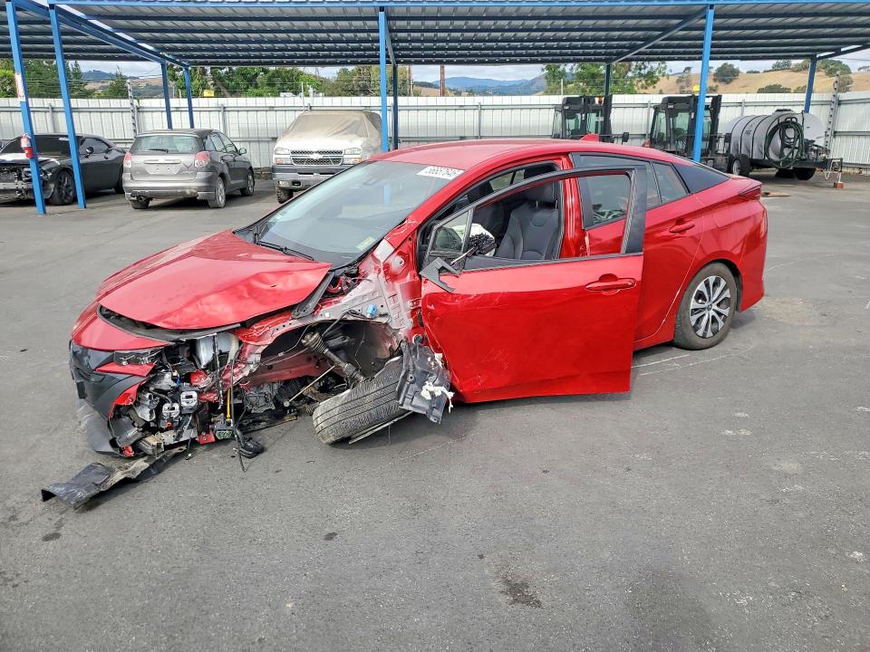 2022 Toyota Prius VIN JTDKAMFPXN3201086 COPART salvage auction — FRONT END, Ca - Salvage Certificate, sold $4,400 on 2026-07-24 (photo 1)