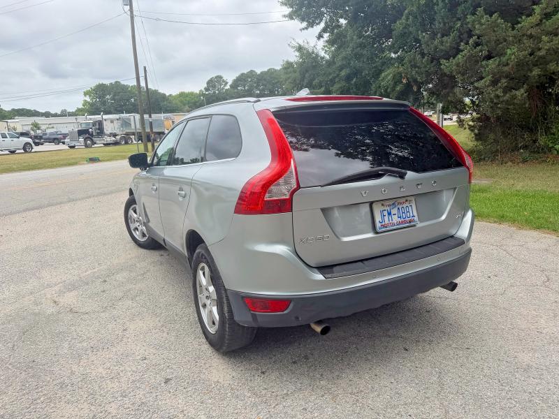 2012 Volvo Xc60 VIN YV4940DZ4C2317578 COPART salvage auction — NORMAL WEAR, Nc - Dealer Only Clean Title (P), sold $475 on 2026-07-09 (photo 3)