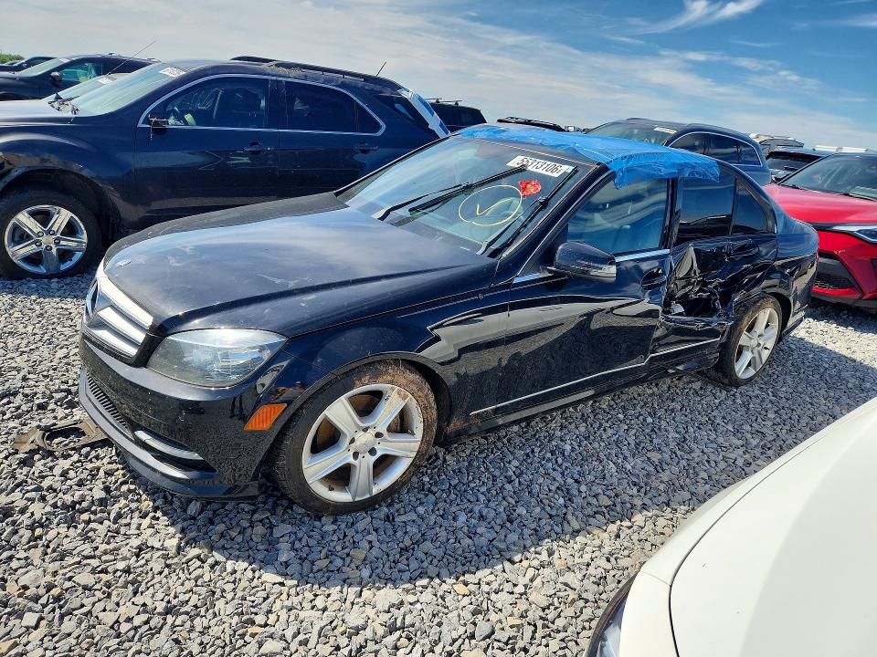 2011 Mercedes-benz C-klasse VIN WDDGF5EBXBA522173 COPART salvage auction — SIDE, KY - CERT OF TITLE-SALVAGE, sold $350 on 2026-07-09 (photo 1)