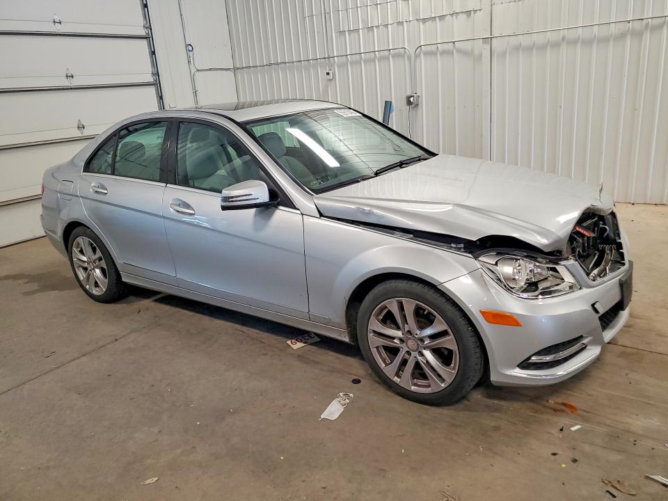 2012 Mercedes-benz VIN WDDGF8BB4CA606030 COPART salvage auction — FRONT END, Mn - Cert Of Title-Salvage, sold $1,250 on 2026-07-09 (photo 4)
